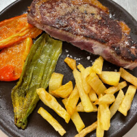 imagen de familia comida2